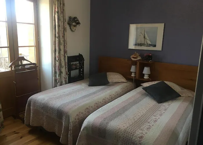 Entre Pays Basque Et Bearn ベッド・アンド・ブレックファスト Lahontan