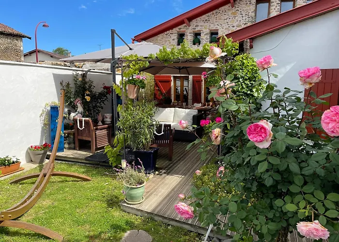 Entre Pays Basque Et Bearn Lahontan